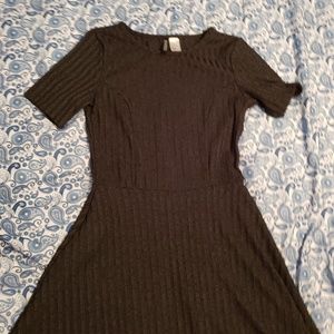 H&M Green juniors dress